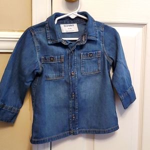 Button down shirt in soft denim